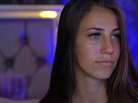 I am a hot and sensual model always in the mood to have fun with you on cam