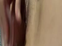 Envie d’évasion ? Laisse-moi t’emporter dans un moment de pur abandon, où chaque caresse est une promesse et chaque regard une invitation. Juste toi et moi, seuls au monde… Je serai à toi, entièrement, prête à exaucer tes désirs. Viens me retrouver en privé, je n’attends que toi.