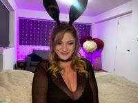 Welcome to My World!

Hey there! I’m Linda, a playful and adventurous MILF webcam model ready to make your fantasies come true.
I love connecting with fun, like-minded men who appreciate a confident woman.
Whether we