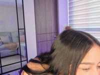 I am a girl full of energy, outgoing and always with a big smile. I love going to the gym, where I feel strong and motivated. My laugh is something that defines me, it