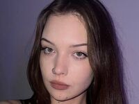 chat room live show AmilyUiUi