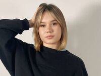 fingering girl chatroom JoyeLatin