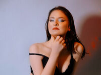 naked girl with webcam fingering pussy KiraClair