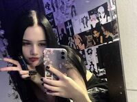 camwhore fingering shaved pussy MaishaHanawalt