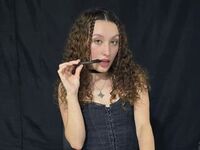 camgirl playing with dildo MarthiAdams