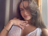 cam whore SophiaWhit