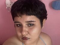 chatroom webcam pic laChunkygirl
