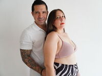 live sex cam couple LaraAndJames