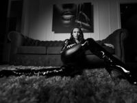 bizarre fetish live web cam MoniqueMinx