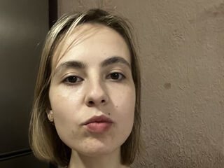 naughty camwhore AdalineShay