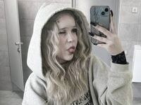 girl porn cam AlicaUwu