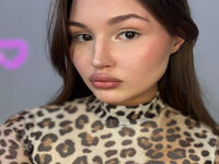 naked cam chatroom AngelinaRoo