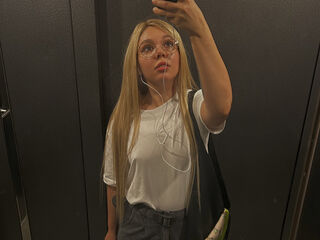 adult video chat room AnnaSebastian