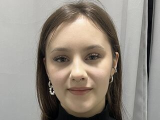 adult liveshow BattyDrake