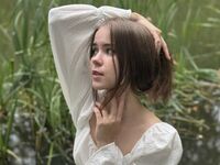 free nude webcam BellaAmorina
