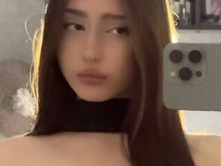 adult cam live BellaJersiquins