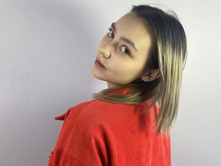 nude camgirl picture BellaWaves