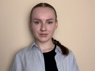 live free chat BettyannGrenon