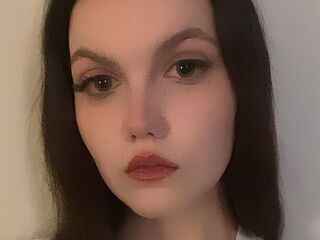 naughty webcam BrittaAmrine