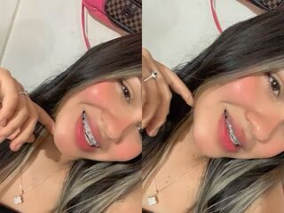 naked girl with live cam fingering CamilaFezz