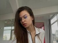 camslut showing tits CamillaWiliams