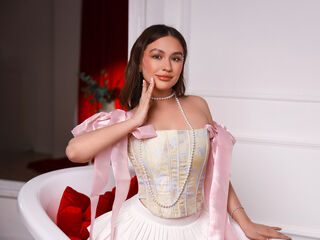 free nude live show ChloeCalloway