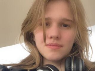 shaved pussy cam ChristieDemaline