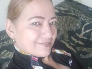 live cam girl picture ClauTaylor