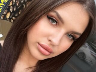 naked webcamgirl video CoraLennox