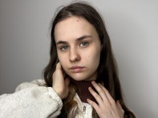 cam chat EffieMeredith