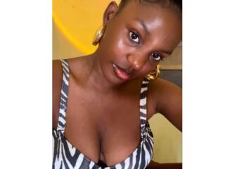 free webcam photo EleanorVee