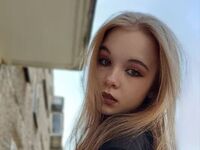 fingering cam whore ElletteChesser