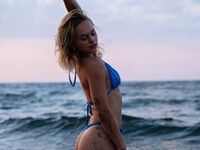 fingering camslut EllisSpark