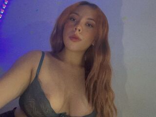 masturbating camgirl ElvaJacobson