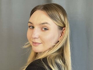 cam girl sexchat FloraBrenden