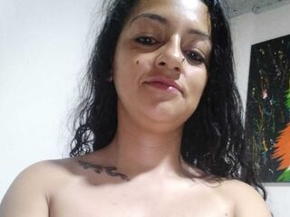 topless camgirl GerlSmit