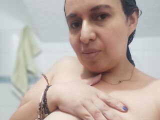 camgirl picture IbannaBely