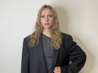 adult live web cam IrinaVelzeboer