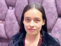 hot girl webcam IssaMontenegro