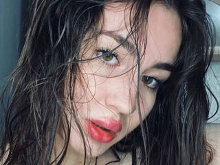 girl showing tits JackiMapel