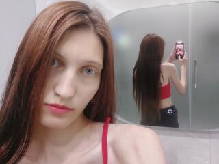 girl fingering bald pussy JaimeLevinsky