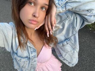 naked cam girl masturbating with vibrator JazminHalajian