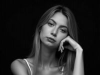masturbating girl JulianaTase