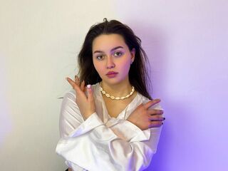 camslut masturbating JulietaWilde