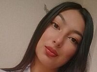 hot cam girl masturbating with vibrator KatieRibero