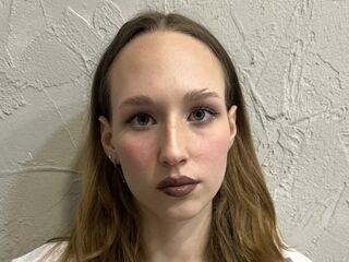 naughty camgirl picture KatrinJons