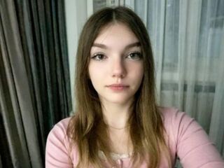 free live chat KoriMatinez