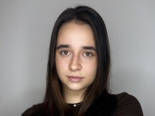 naked cam girl picture KristanKhiev