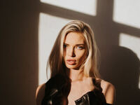 cam babe LanaSharapova