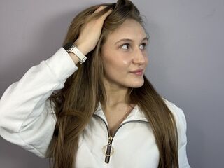 babecam LatrinaBrounson